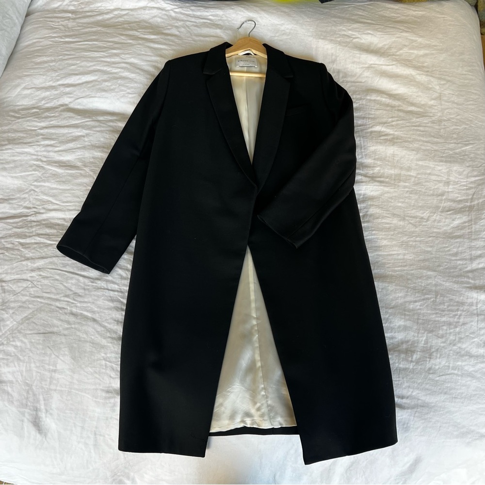 Aritzia Babaton Blazer Jacket in Size S, Like New